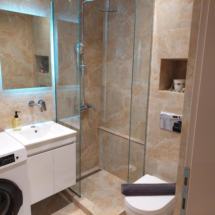 Budget Apartment To The Center Thessaloniki Exterior photo